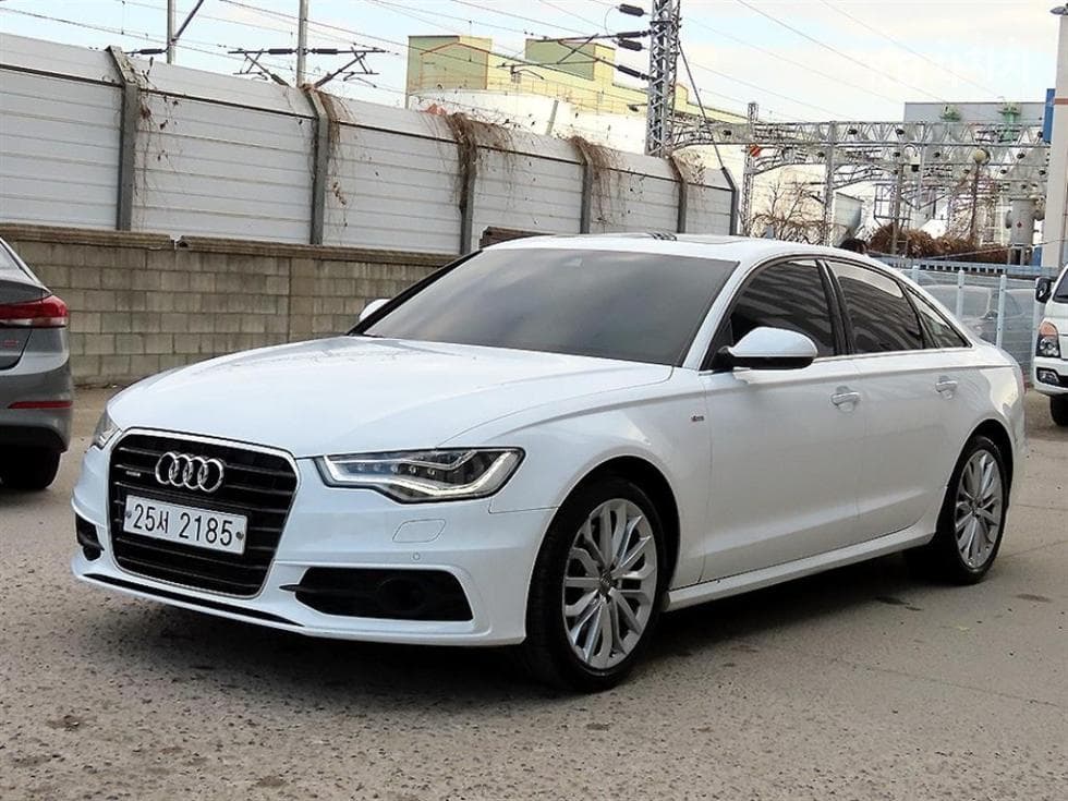 Audi NEW A6 45 Turbo Diesel Injection 콰트로 Dynamic LED C7(14~15) - Image 1
