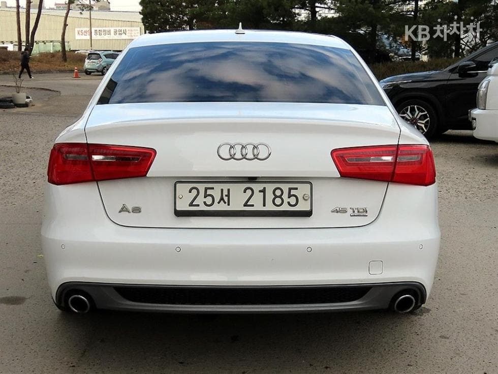Audi NEW A645 Turbo Diesel Injection 콰트로 Dynamic LED C7 - 4