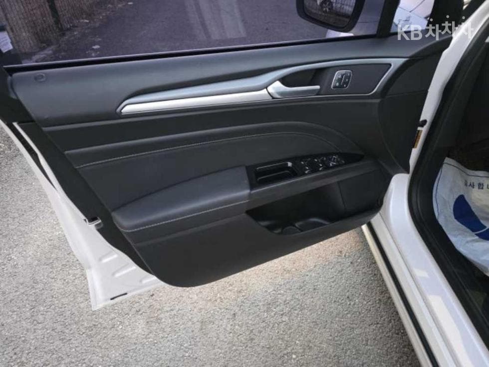 Ford All New 몬데오2.0 TDCi (Diesel) 트렌드 - 9