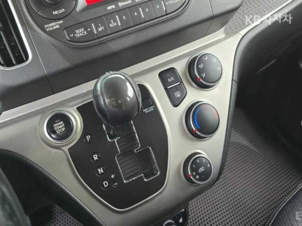 Kia Ray (van)1.0 Gasoline Luxury - 9