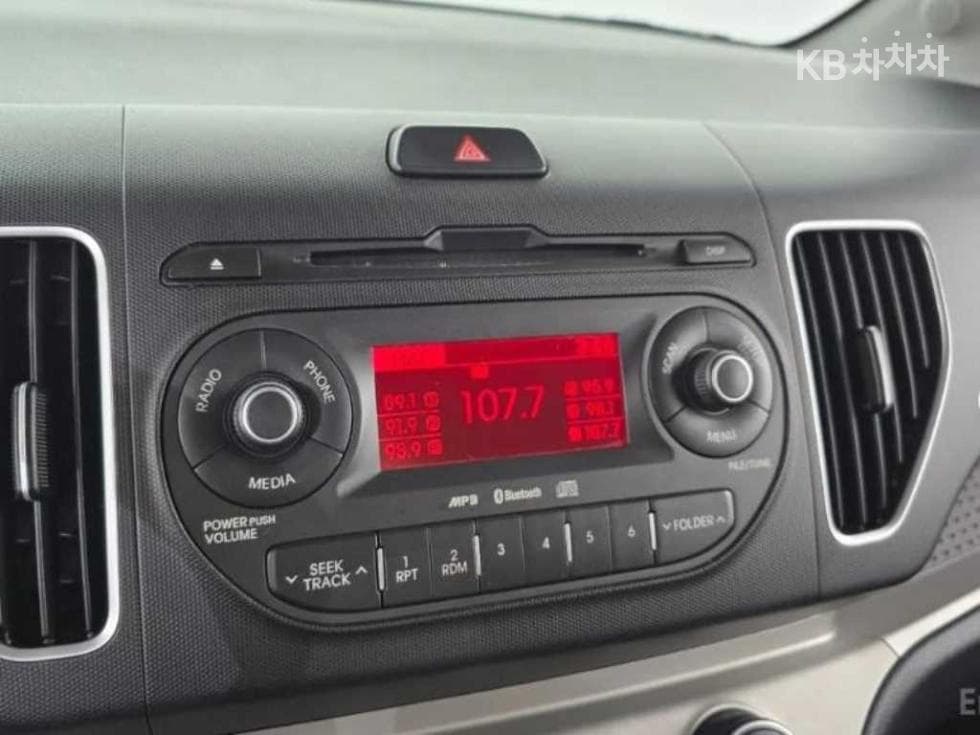 Kia Ray (van)1.0 Gasoline Luxury - 14