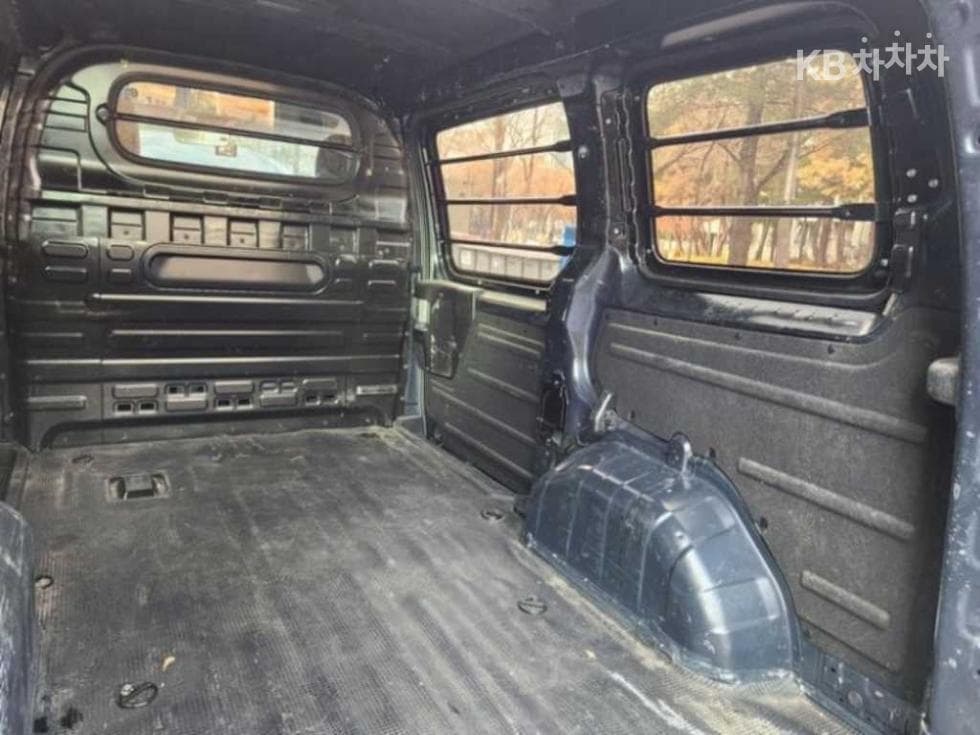 Hyundai Staria Cargo2.2 Cargo 3 Modern - 5