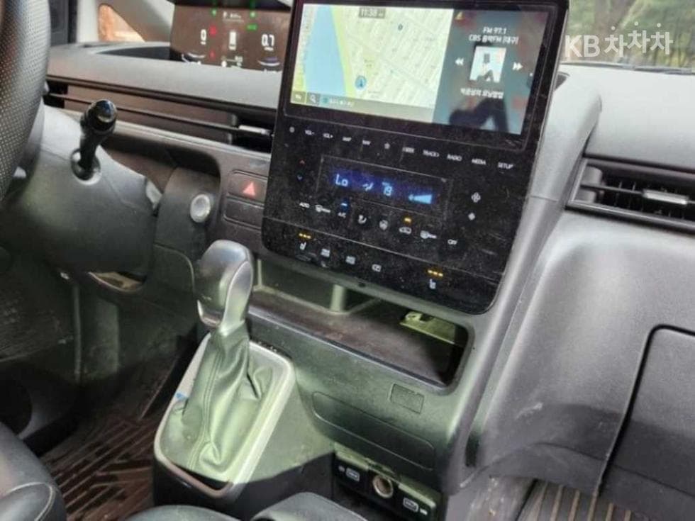 Hyundai Staria Cargo2.2 Cargo 3 Modern - 7