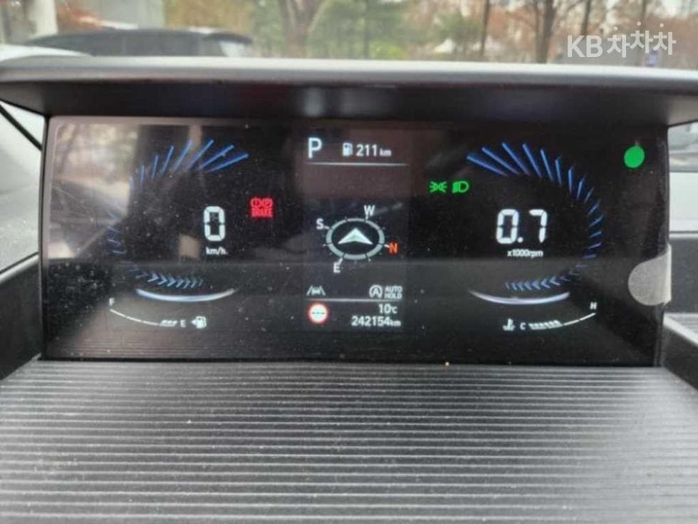 Hyundai Staria Cargo2.2 Cargo 3 Modern - 8