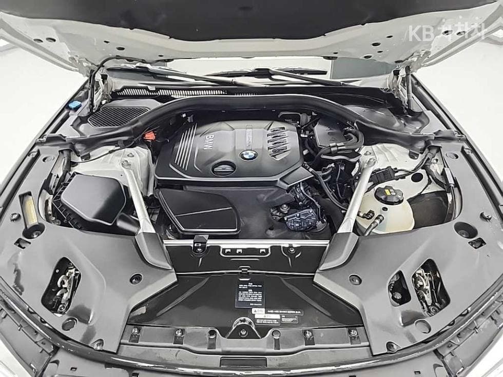 BMW 올New5 Series (G30)520d xDrive M Sport Package Plus - 5