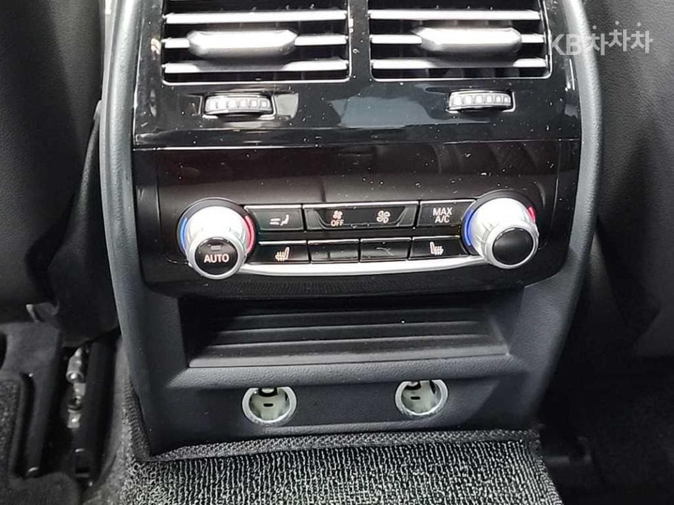 BMW 올New5 Series (G30)520d xDrive M Sport Package Plus - 13