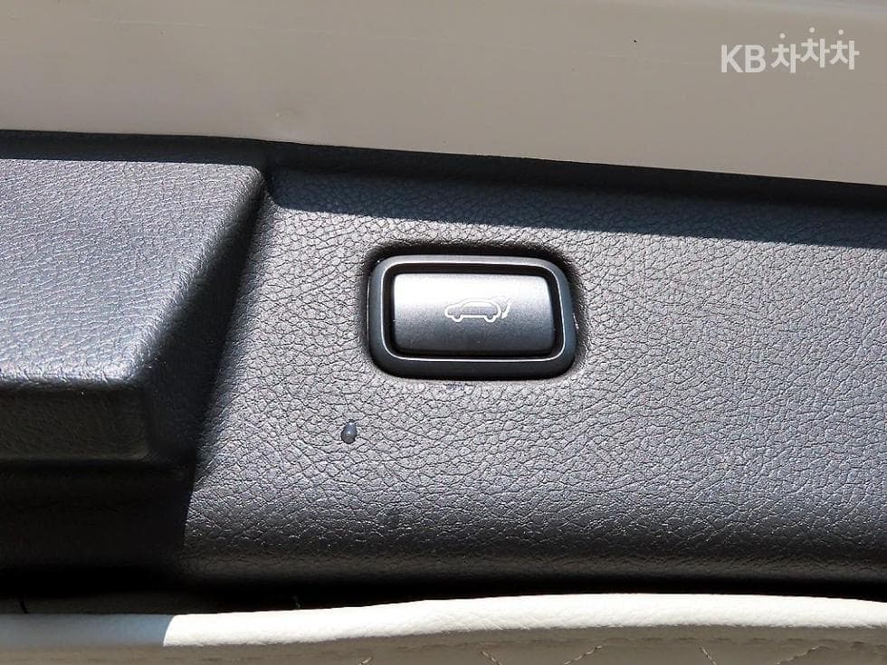 Kia Mohave 더마스터3.0 Diesel 4WD Masters - 16