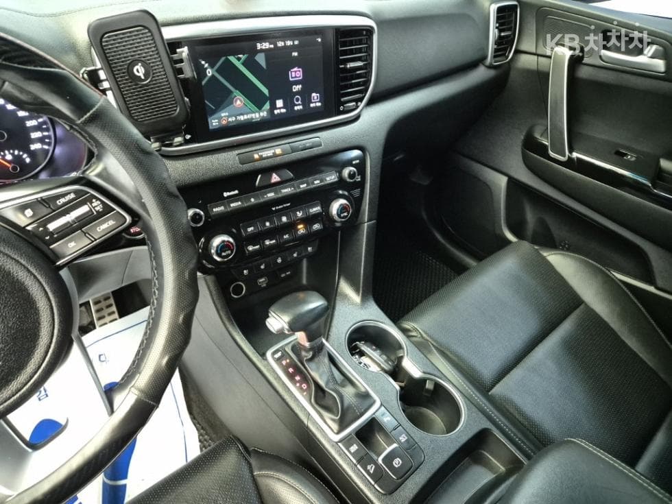 Kia Sportage 더 볼드2.0 Gasoline 2WD Noblesse - 10