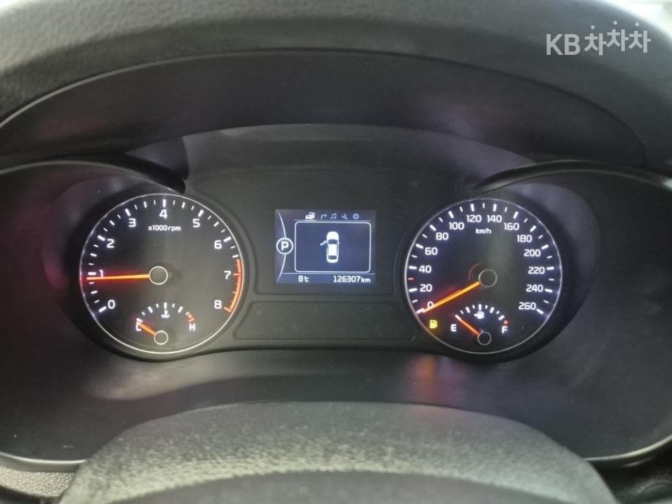 Kia K5 Second generationRental car 2.0 LPI MX Prestige - 6