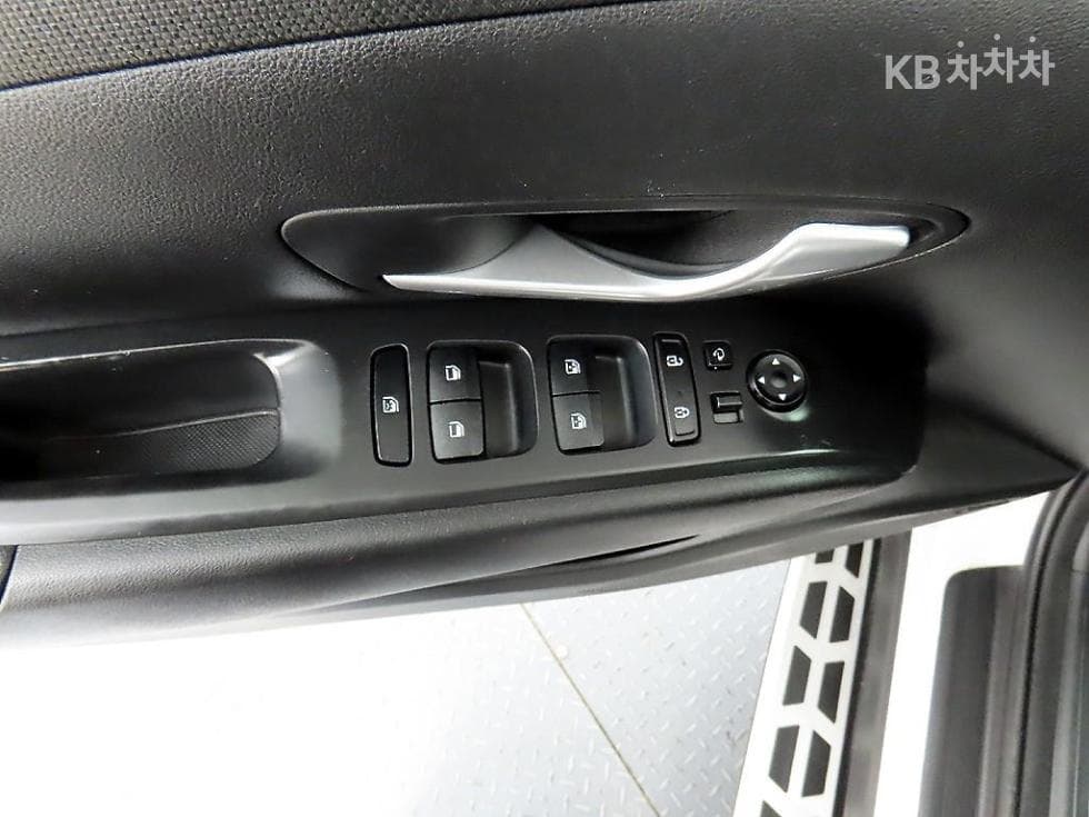 Хюндай The New (фейслифт) Туксон(NX (Lexus SUV)4)Дизел 2.0 2WD Premium - 11