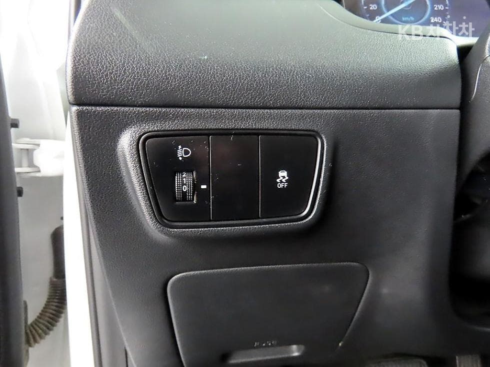Хюндай The New (фейслифт) Туксон(NX (Lexus SUV)4)Дизел 2.0 2WD Premium - 12