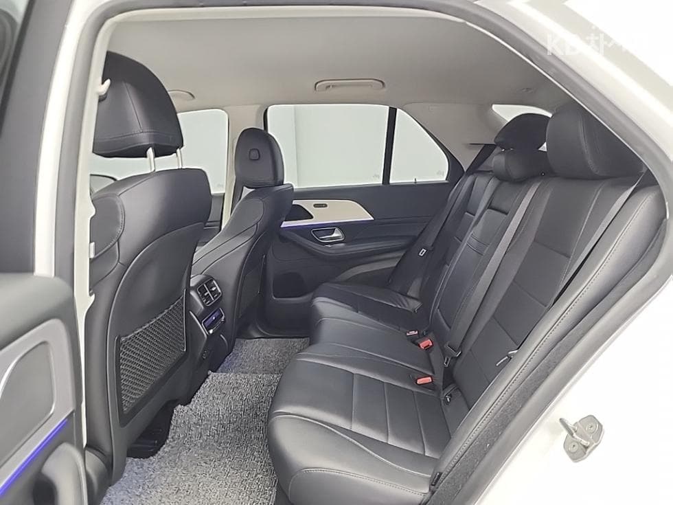 Mercedes-Benz GLE (V167)300 d 4Matic - 12