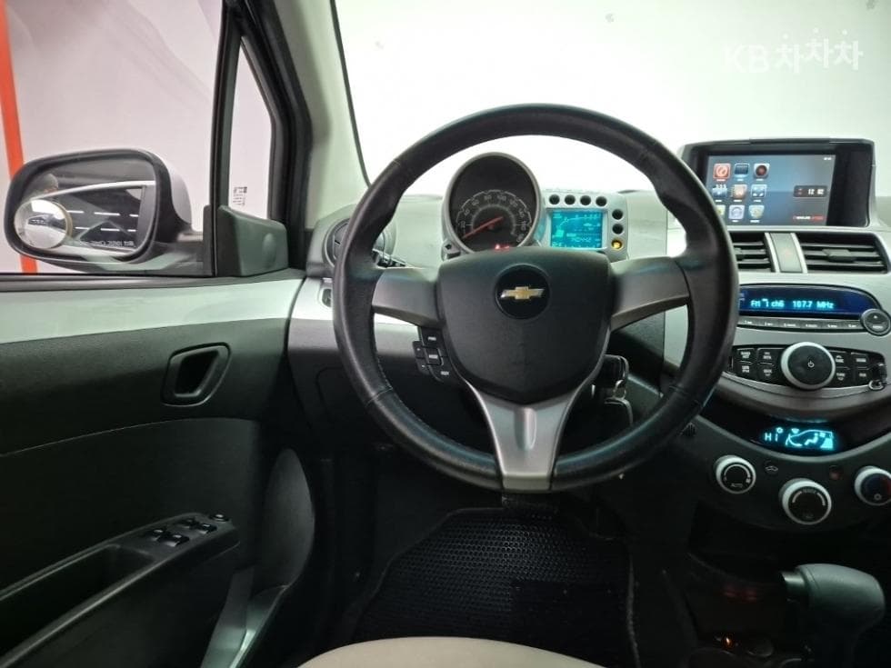 GM Korea Chevrolet SparkLT Standard - 9