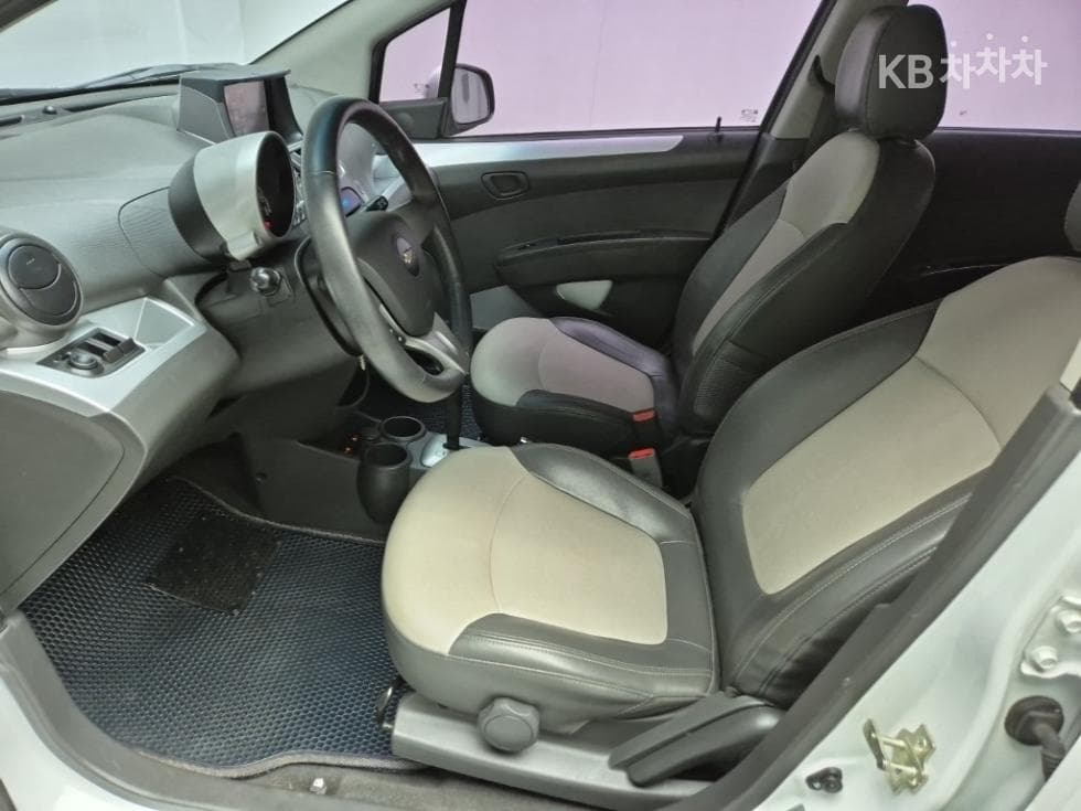 GM Korea Chevrolet SparkLT Standard - 11