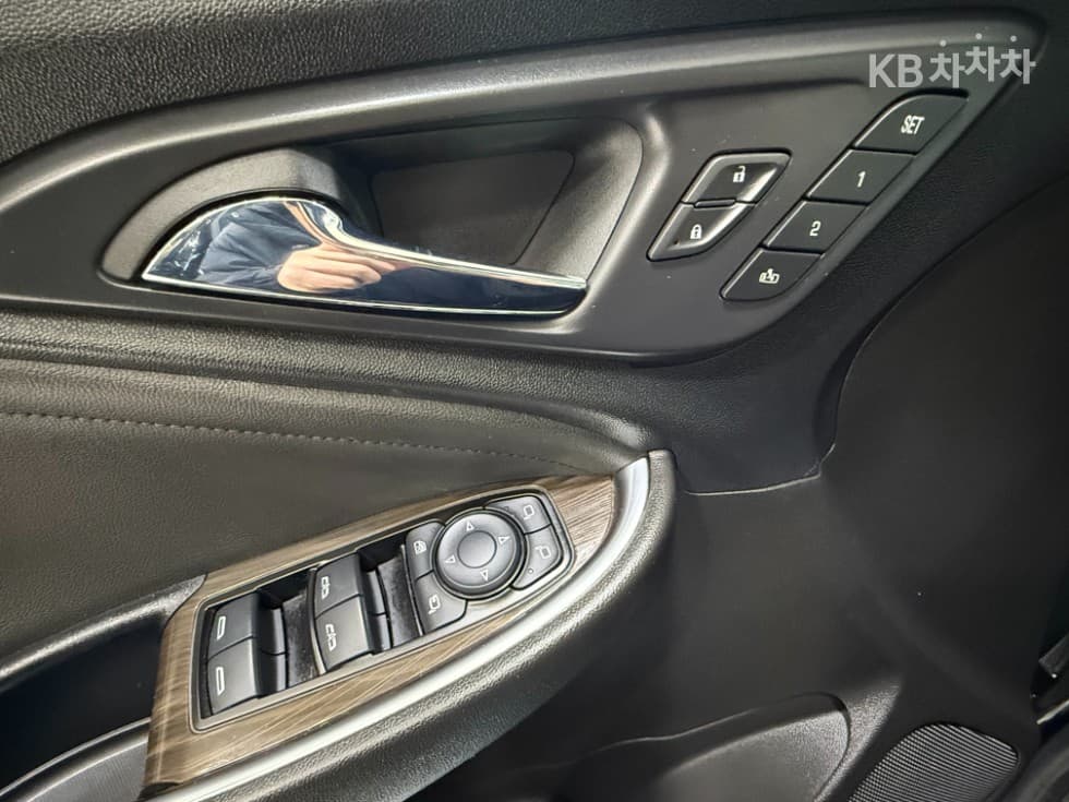 GM Korea The New (facelift) Malibu2.0 Turbo 레드라Seater - 6