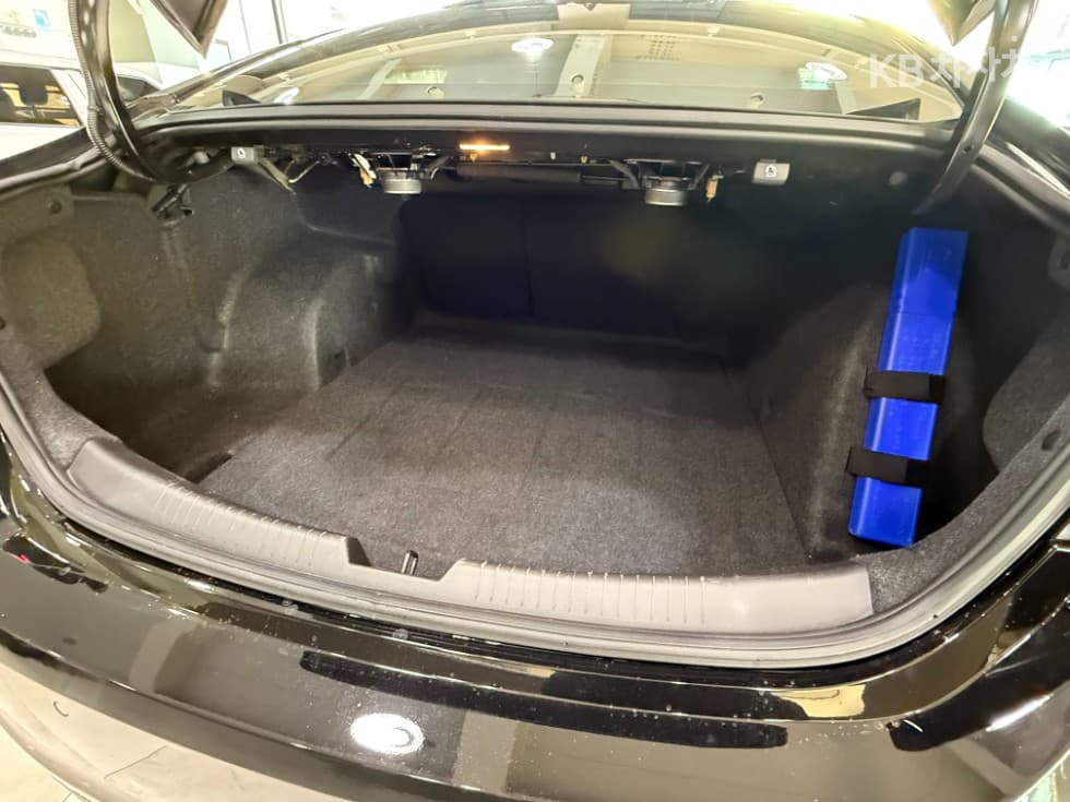 GM Korea The New (facelift) Malibu2.0 Turbo 레드라Seater - 24