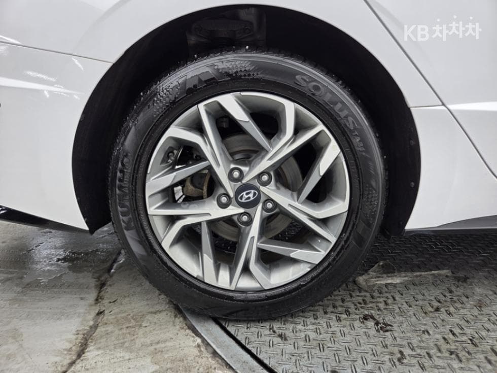 Hyundai Sonata (DN8)2.0 Premium Plus - 8