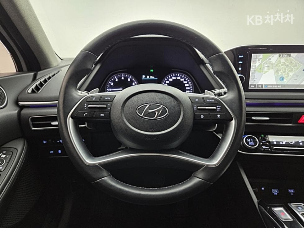 Hyundai Sonata (DN8)2.0 Premium Plus - 16