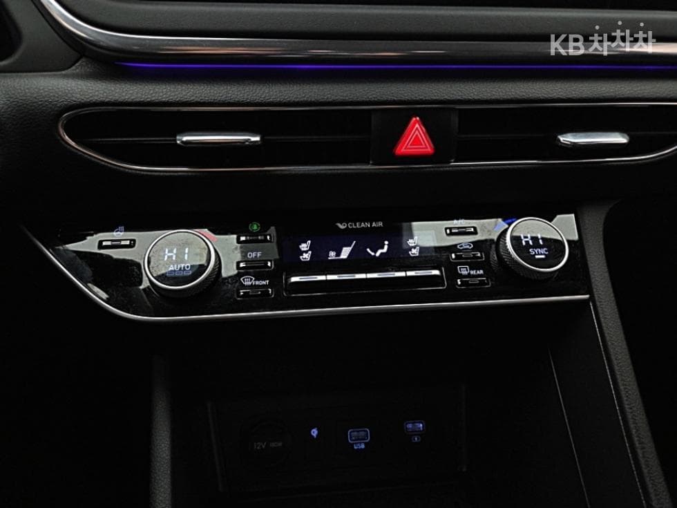 Hyundai Sonata (DN8)2.0 Premium Plus - 21