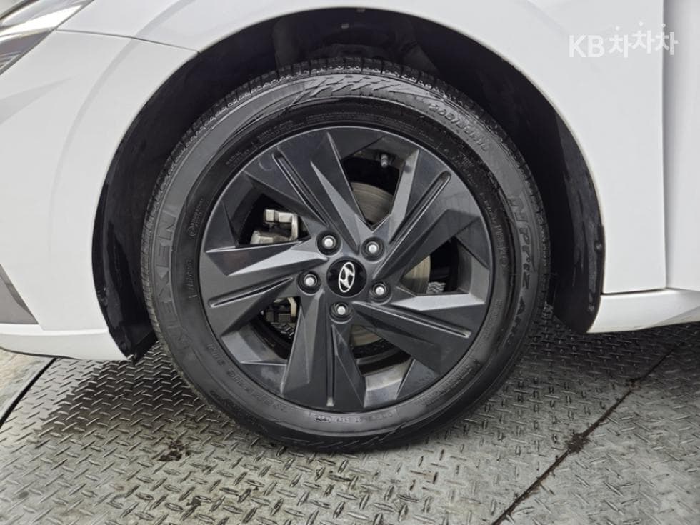 Hyundai All New Avante (Elantra)(CN7)1.6 Gasoline Modern - 5