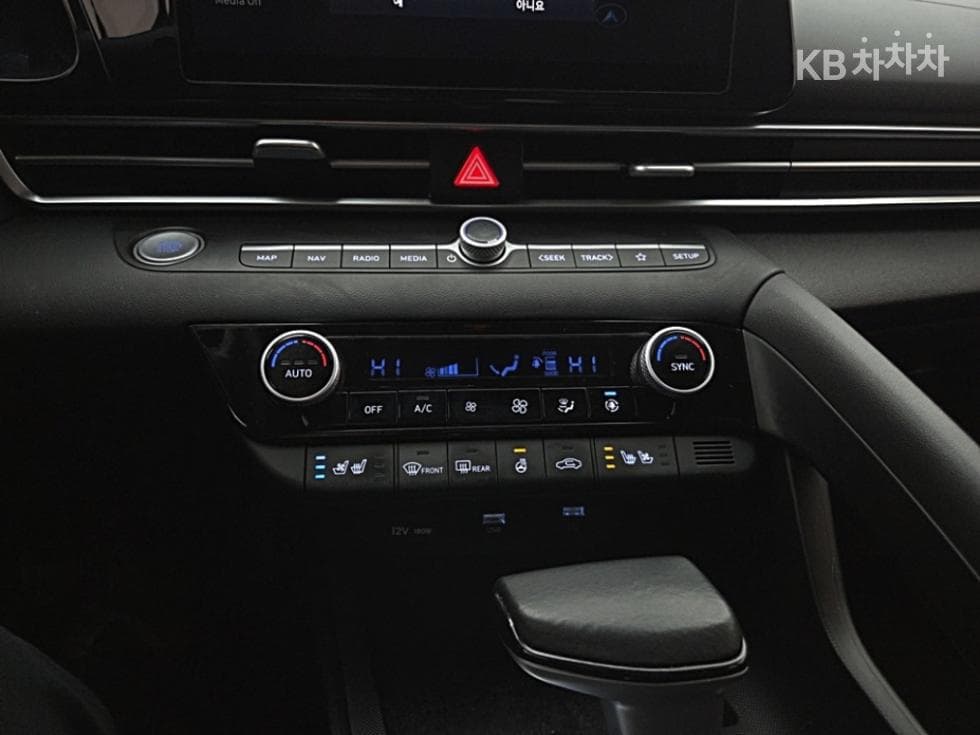 Hyundai All New Avante (Elantra)(CN7)1.6 Gasoline Modern - 21