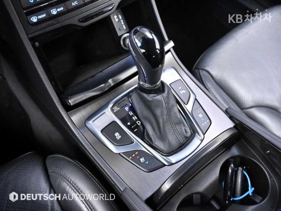 Hyundai Grandeur (Azera)HGHG300 Premium - 9