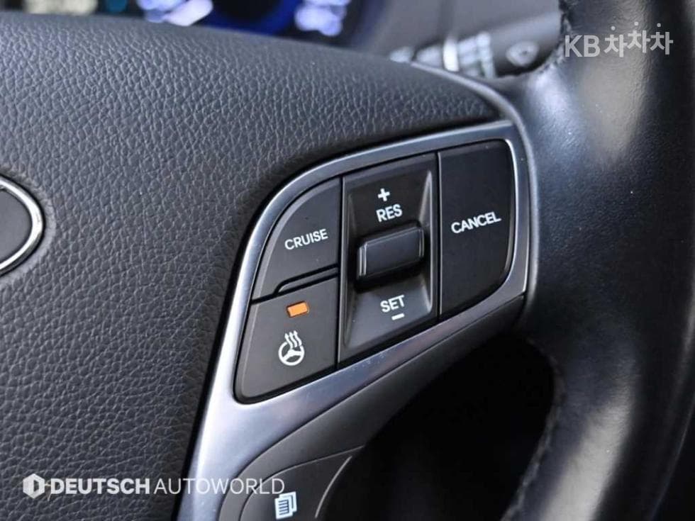 Hyundai Grandeur (Azera)HGHG300 Premium - 17