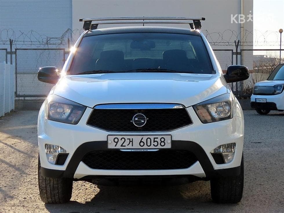 KG Mobility Korando Sports (pickup variant)CX7 4WD 패션
