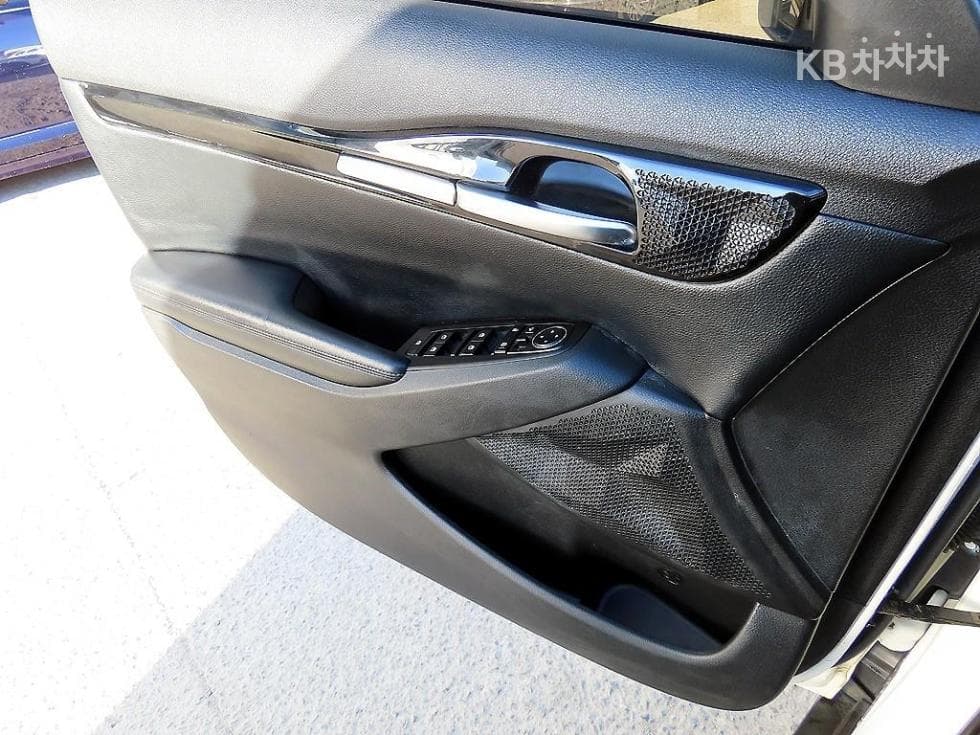 Kia Seltos1.6 Gasoline Turbo 2WD Signature - 11