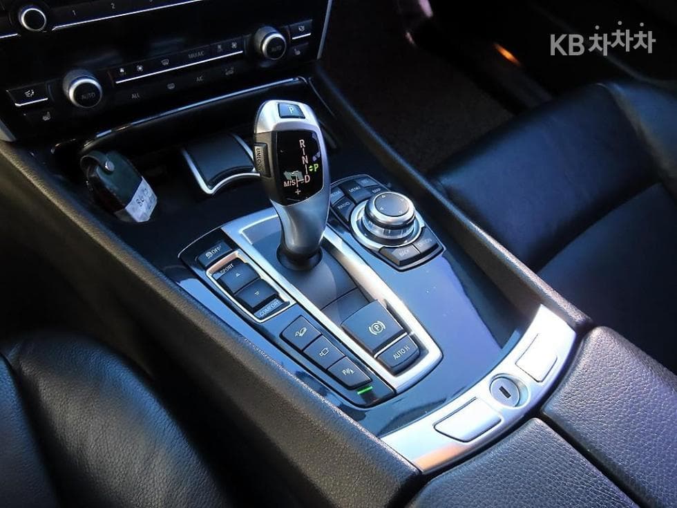 BMW Gran TurismoGT 30d xDrive F07 - 11