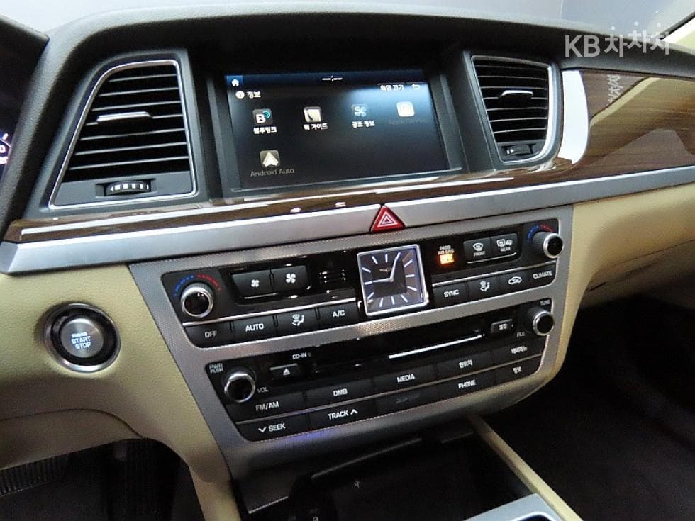 Genesis G803.3 GDI Luxury - 16