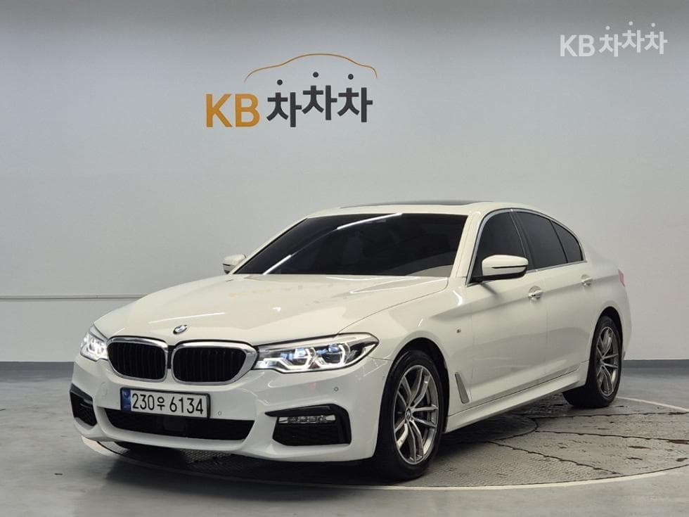 BMW 올New5 Series (G30) 530i M Sport - Image 1