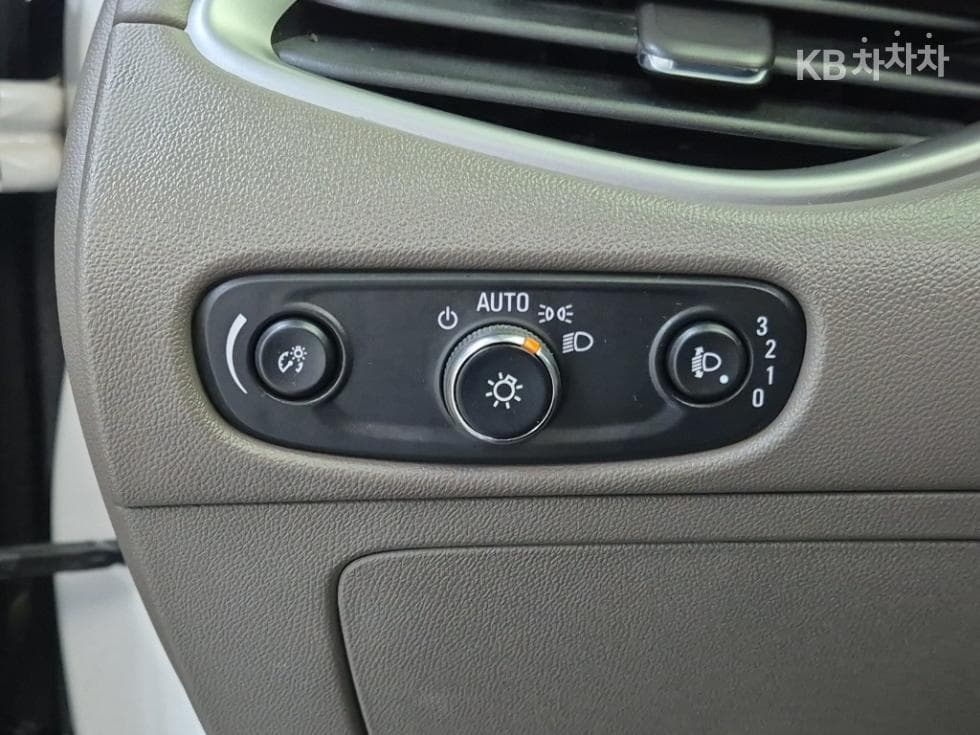 GM Korea All New Malibu1.5 Turbo LS Deluxe - 18