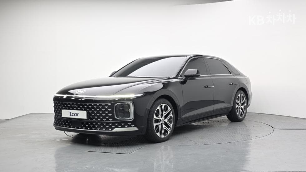 Hyundai The All New Grandeur (Azera) 3.5 Gasoline AWD Premium - Image 1