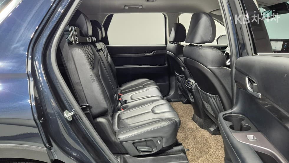 Хюндай Palisade2.2 Дизел 8-местен Престиж - 9