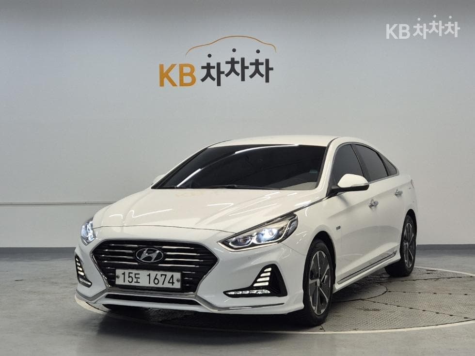 Hyundai Sonata New Rise Hybrid 2.0 HEV Premium - Image 1