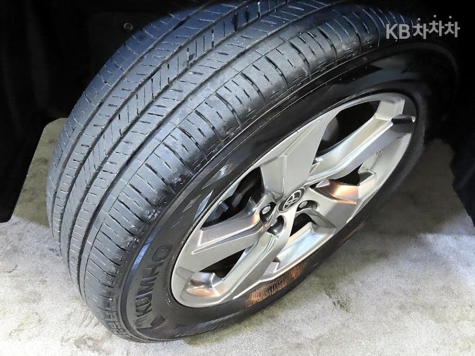 Toyota New RAV42.5L hybrid AWD Standard - 20