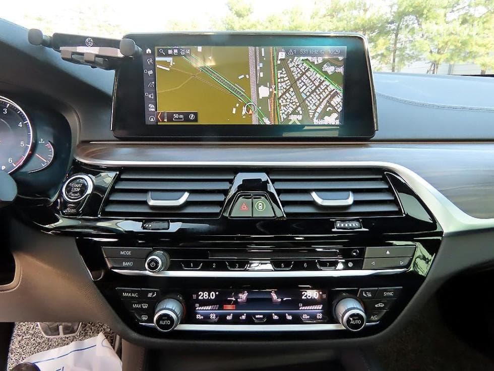 BMW 올New5 Series (G30)520d M Sport Plus - 12