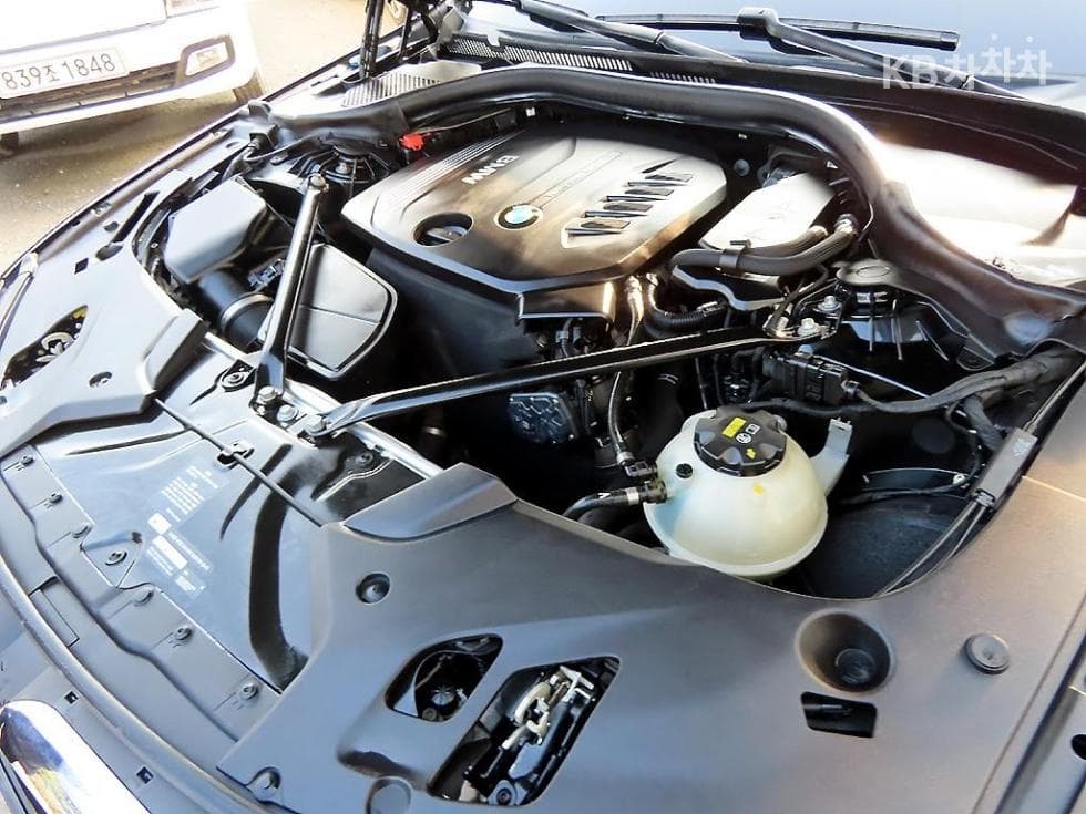 BMW 올New5 Series (G30)520d M Sport Plus - 19