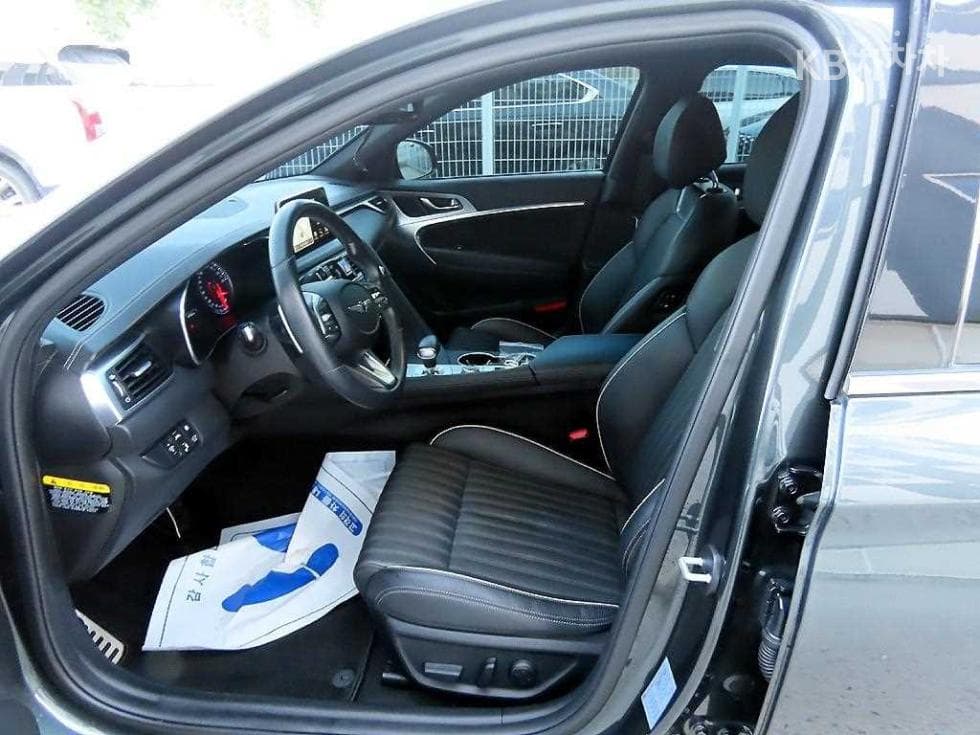 Genesis G70 SPORT3.3T SPORT AWD Elite - 5