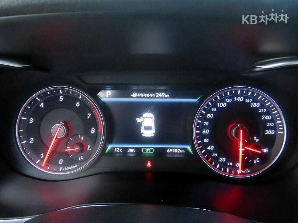 Genesis G70 SPORT3.3T SPORT AWD Elite - 9