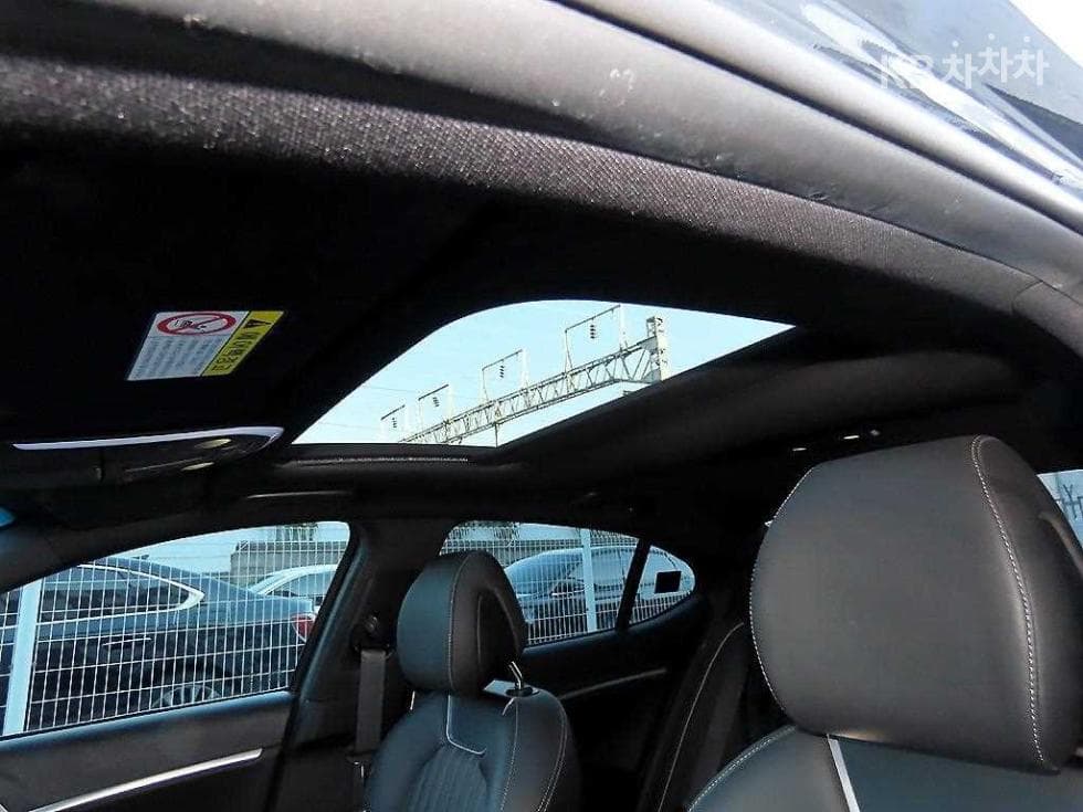 Genesis G70 SPORT3.3T SPORT AWD Elite - 17