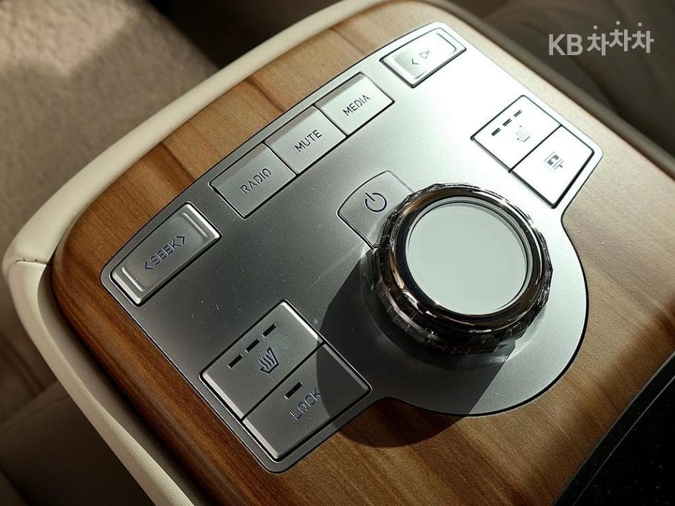 Genesis G80(RG3)2.5 Turbo Gasoline Direct Injection 2WD - 11