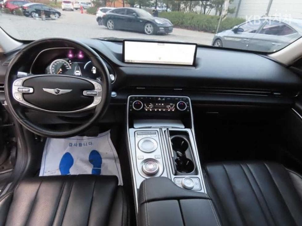 Genesis GV802.5 Turbo Gasoline AWD - 9