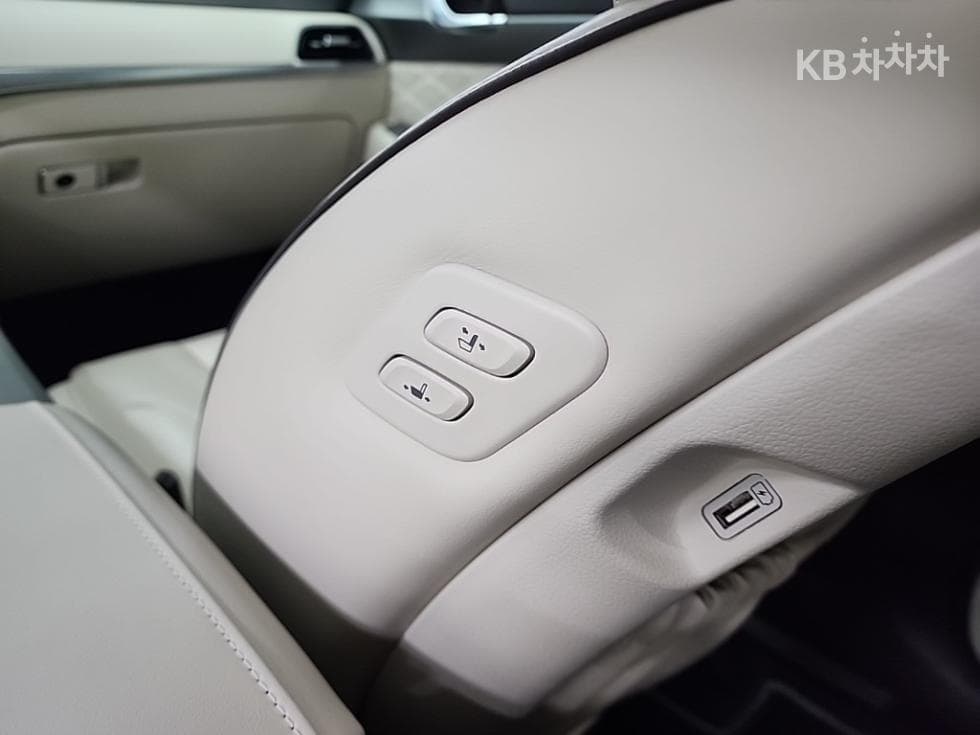 Hyundai Palisade2.2 Diesel 7-seater (Limousine) AWD Calligraphy - 14