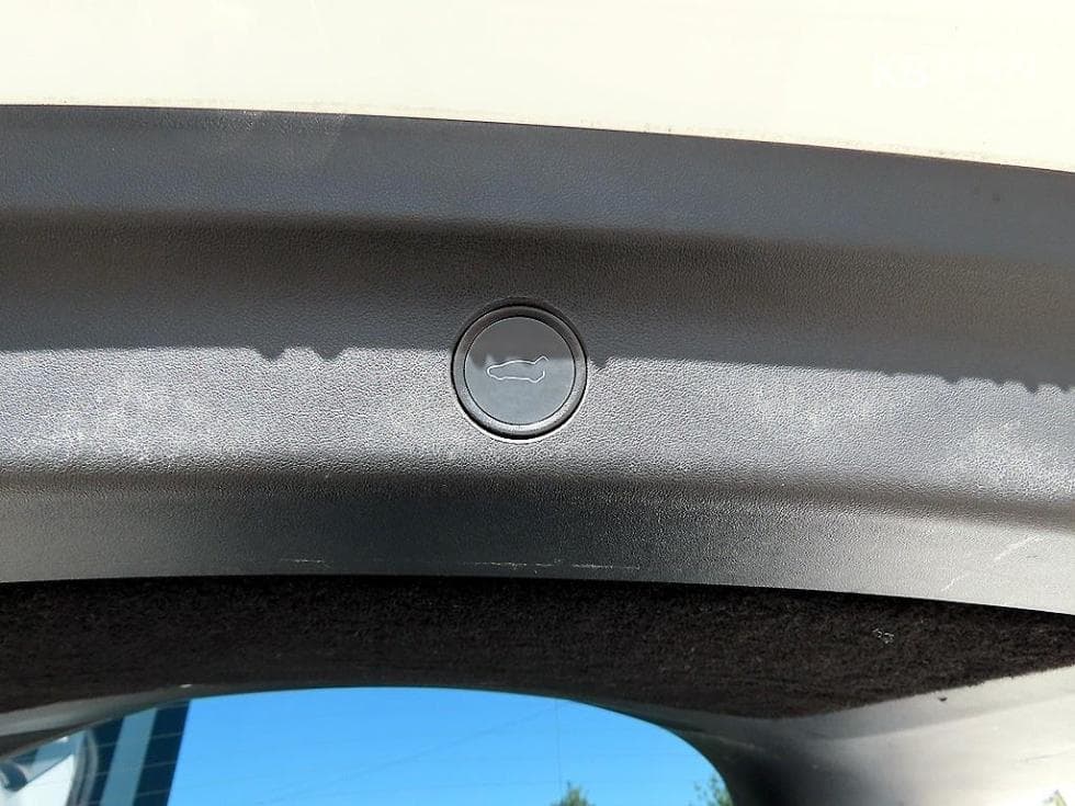 테슬라 Model YLong Range - 17