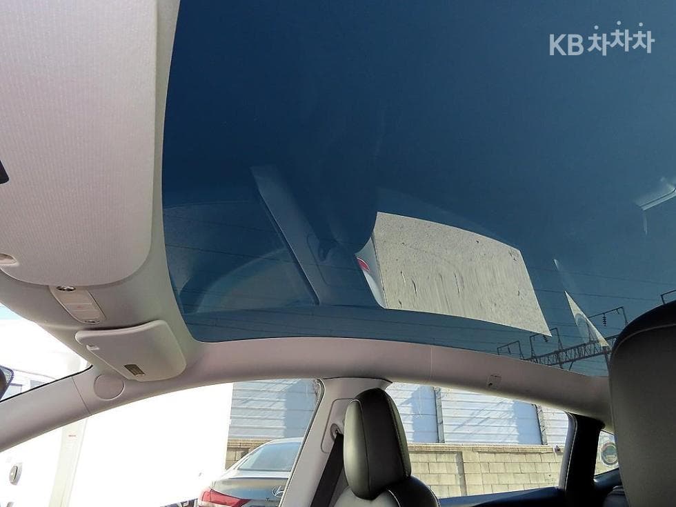 테슬라 Model YLong Range - 18