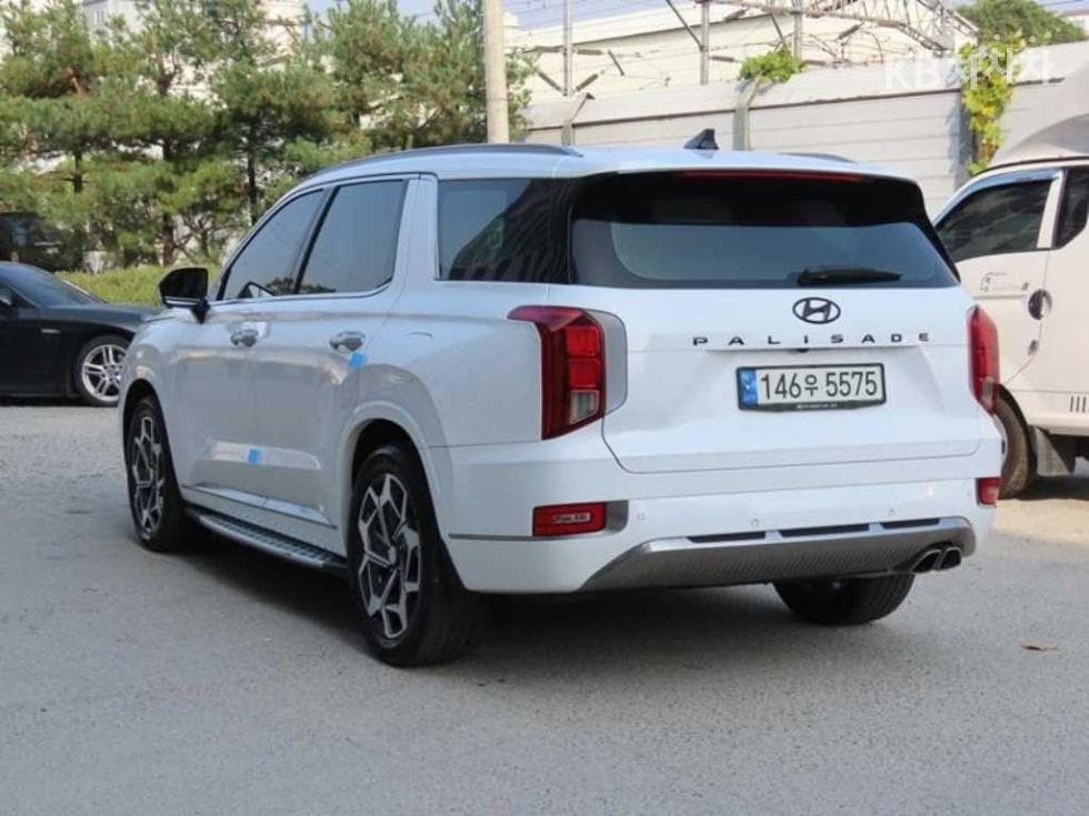 Hyundai Palisade2.2 Diesel 7-seater (Limousine) Calligraphy - 3