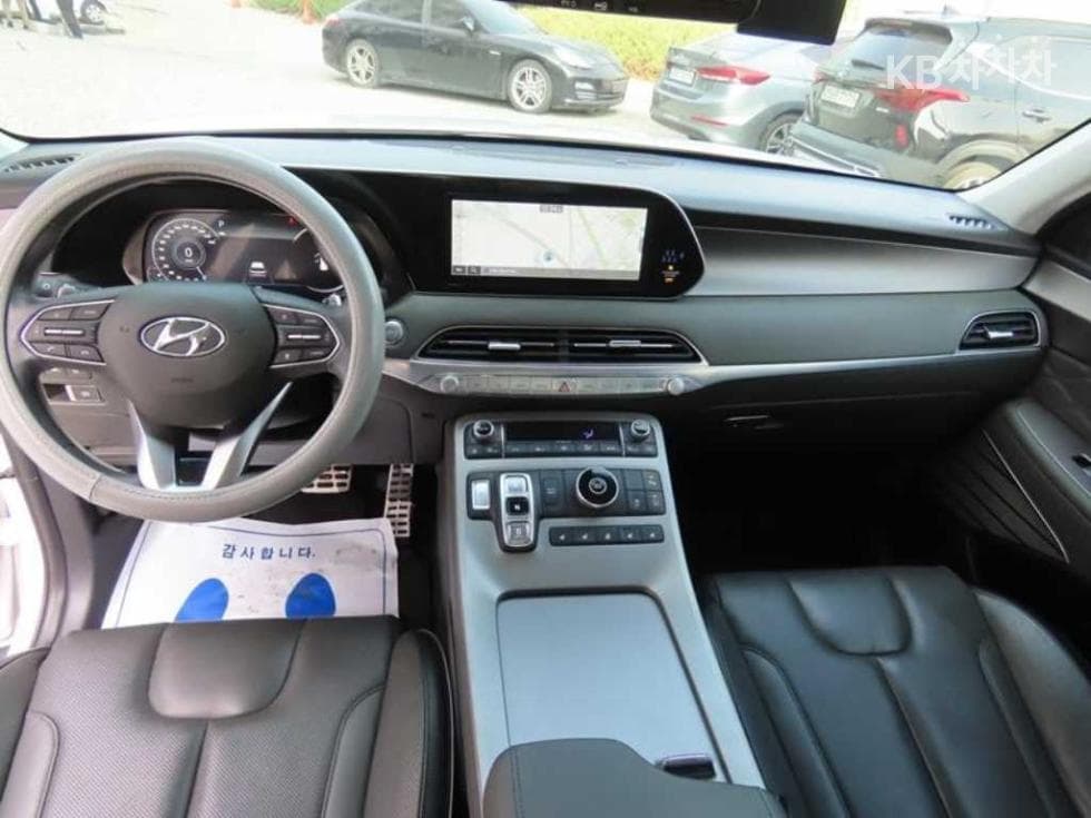 Hyundai Palisade2.2 Diesel 7-seater (Limousine) Calligraphy - 9