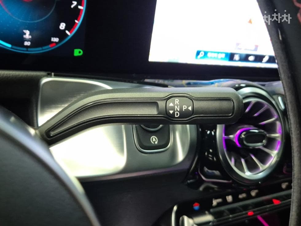 Mercedes-Benz GLB(X247)GLB 250 4Matic - 8